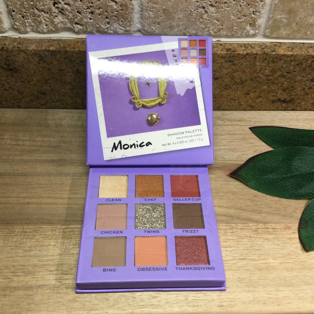 New Makeup Revolution x Friends Monica Palette